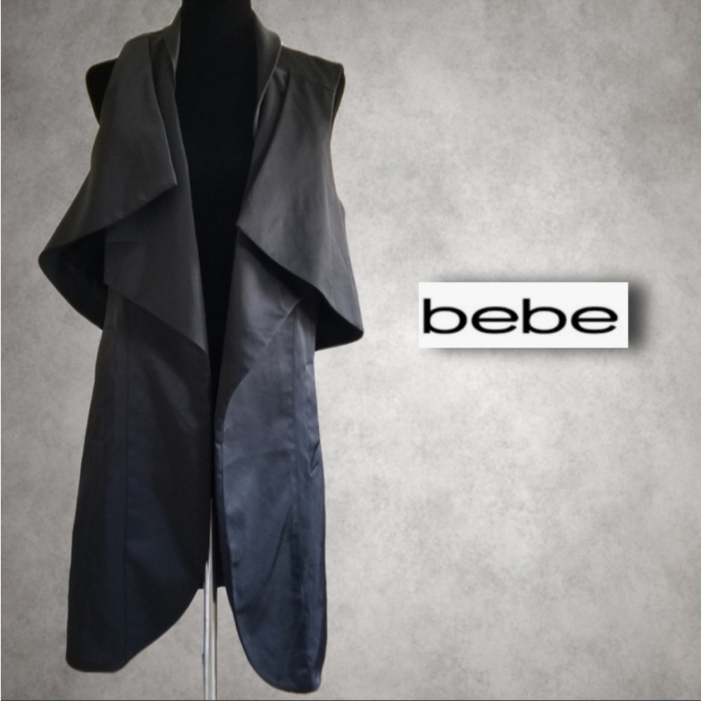 Bebe Women's Black Sleeveless vest
